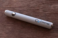 GRAY 510 THREAD VAPE BATTERY �? 3.7 VOLT W/ BUTTON image